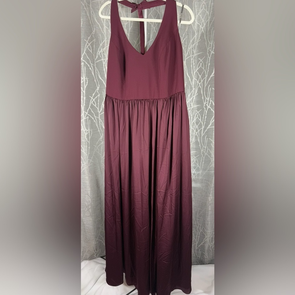 Vera Wang White Halter Maxi Dress Burgundy Size 18 NWT - Picture 2 of 8